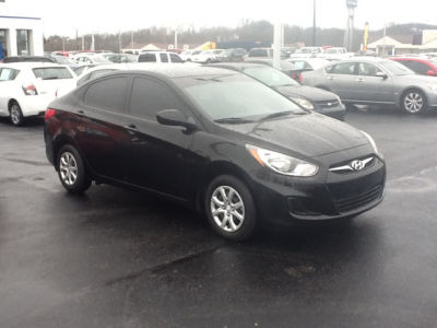 2012 Hyundai Accent GLS