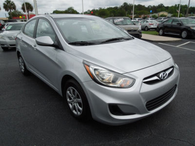 2013 Hyundai Accent  GLS