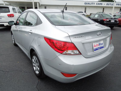2013 Hyundai Accent  GLS