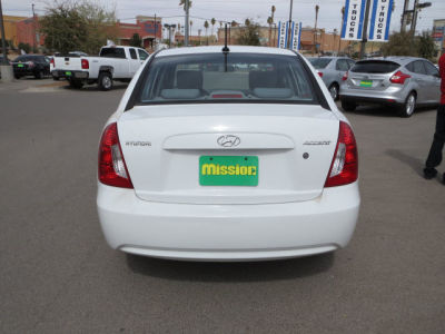2011 Hyundai Accent  GLS