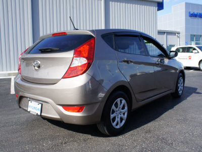 2012 Hyundai Accent