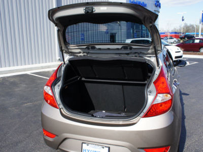 2012 Hyundai Accent