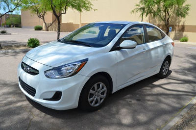 2012 Hyundai Accent  GLS
