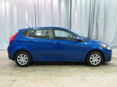 2012 Hyundai Accent  GS