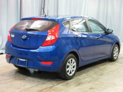 2012 Hyundai Accent  GS