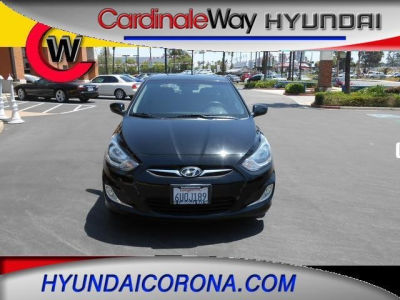 2012 Hyundai Accent  SE
