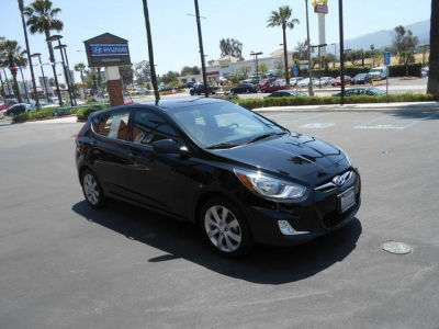 2012 Hyundai Accent  SE