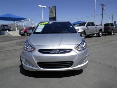 2012 Hyundai Accent  GLS