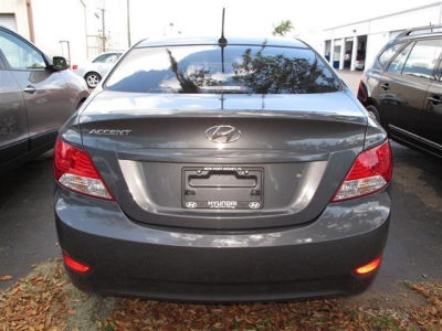 2012 Hyundai Accent  GLS