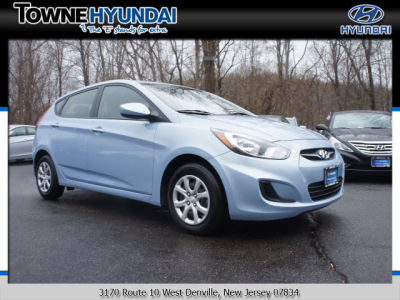 2012 Hyundai Accent  GS