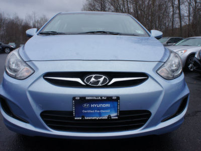 2012 Hyundai Accent  GS