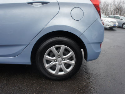 2012 Hyundai Accent  GS