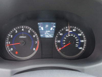 2012 Hyundai Accent  GS