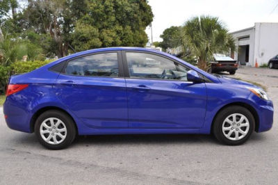 2013 Hyundai Accent  GLS