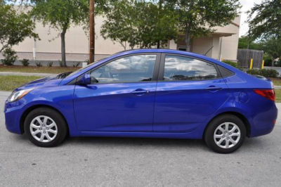 2013 Hyundai Accent  GLS