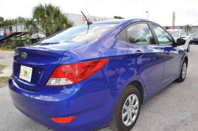2013 Hyundai Accent  GLS