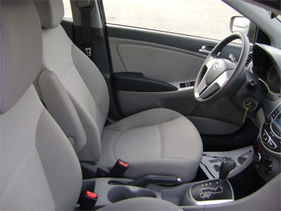 2012 Hyundai Accent  GLS