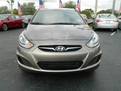 2012 Hyundai Accent  GLS