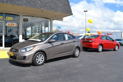 2012 Hyundai Accent GLS