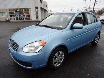 2010 Hyundai Accent  GLS