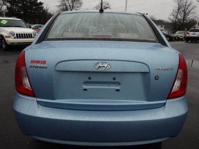 2010 Hyundai Accent  GLS