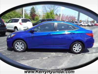 2012 Hyundai Accent  GLS