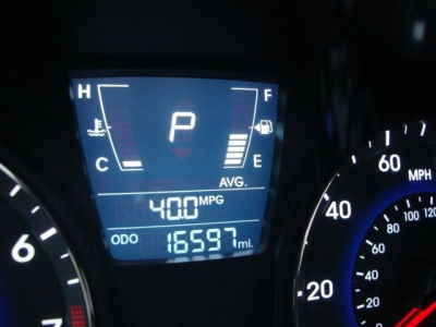 2012 Hyundai Accent  SE