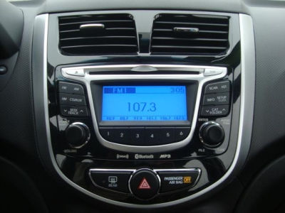 2012 Hyundai Accent  SE