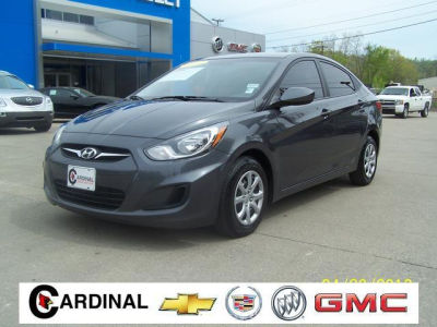 2012 Hyundai Accent  GLS