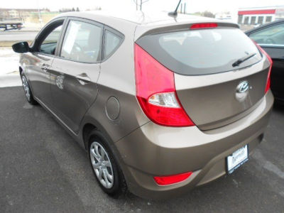 2012 Hyundai Accent  GS