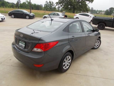 2012 Hyundai Accent  GLS