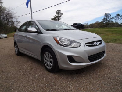 2012 Hyundai Accent  GLS