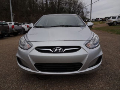 2012 Hyundai Accent  GLS