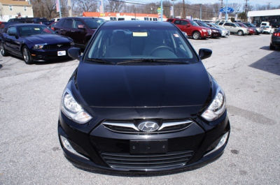 2012 Hyundai Accent  SE