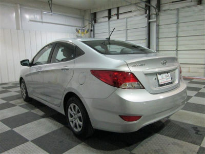 2012 Hyundai Accent  GLS