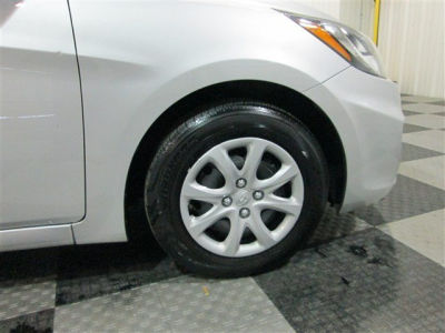 2012 Hyundai Accent  GLS