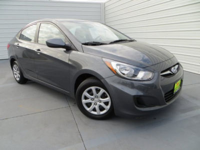 2012 Hyundai Accent  GLS