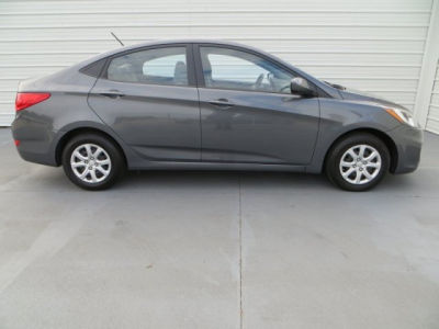 2012 Hyundai Accent  GLS