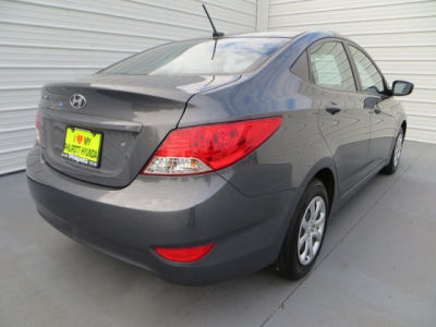 2012 Hyundai Accent  GLS