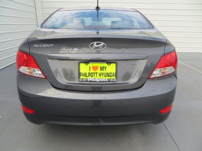 2012 Hyundai Accent  GLS