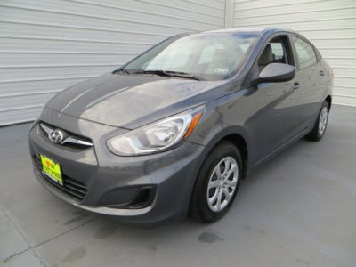 2012 Hyundai Accent  GLS
