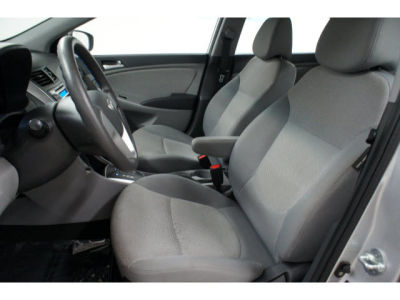 2012 Hyundai Accent  GLS