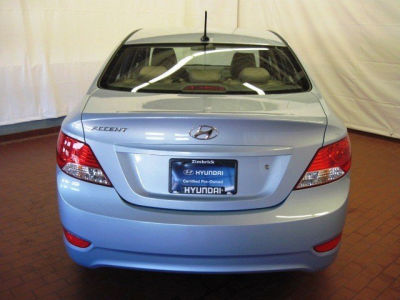 2012 Hyundai Accent GLS