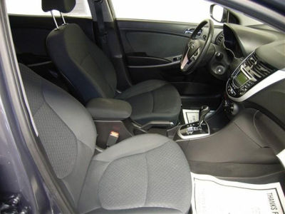 2012 Hyundai Accent  SE