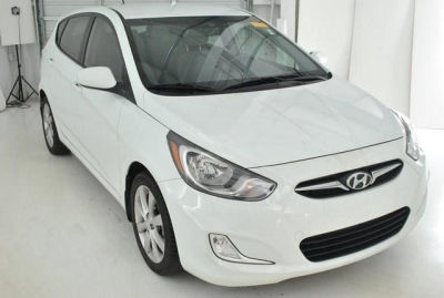 2012 Hyundai Accent SE