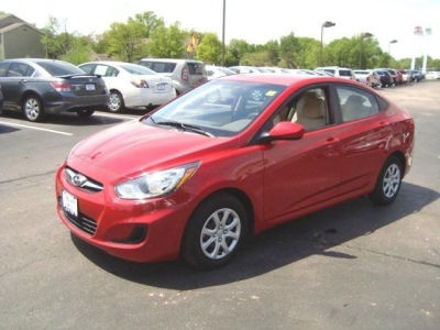2012 Hyundai Accent GLS