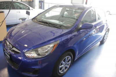 2012 Hyundai Accent  GLS