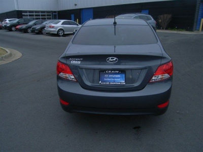2012 Hyundai Accent  GLS