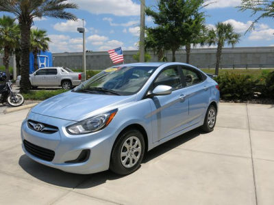 2012 Hyundai Accent  GLS