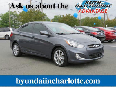 2012 Hyundai Accent  GLS